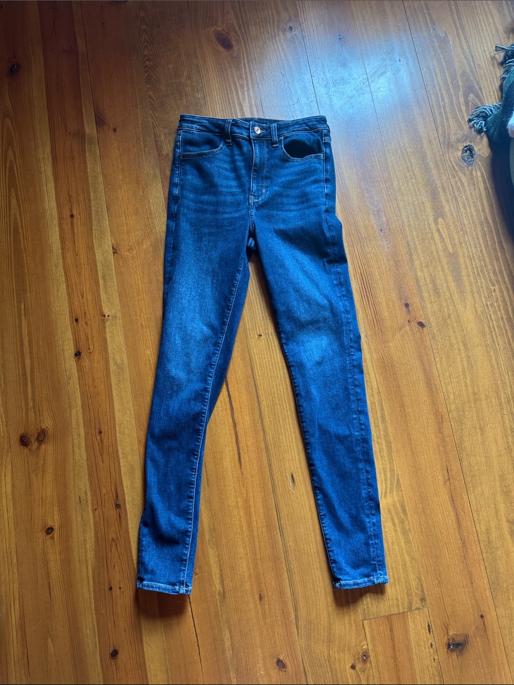 American Eagle Outfitters Dark Blue High-Rise Skinny Jeans